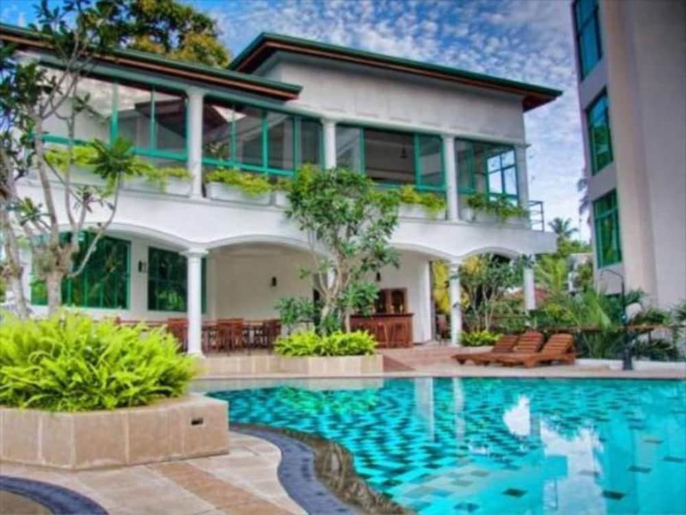 Hotel Clarion Kiribathgoda Exterior photo